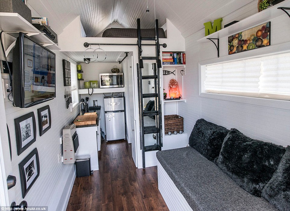 It's not only apartments that come in pint-size packages - but houses too. Kristen Everson, designer at Tennessee-based Tiny Happy Homes, is the creative talent behind this custom-made 100 qft miniature house