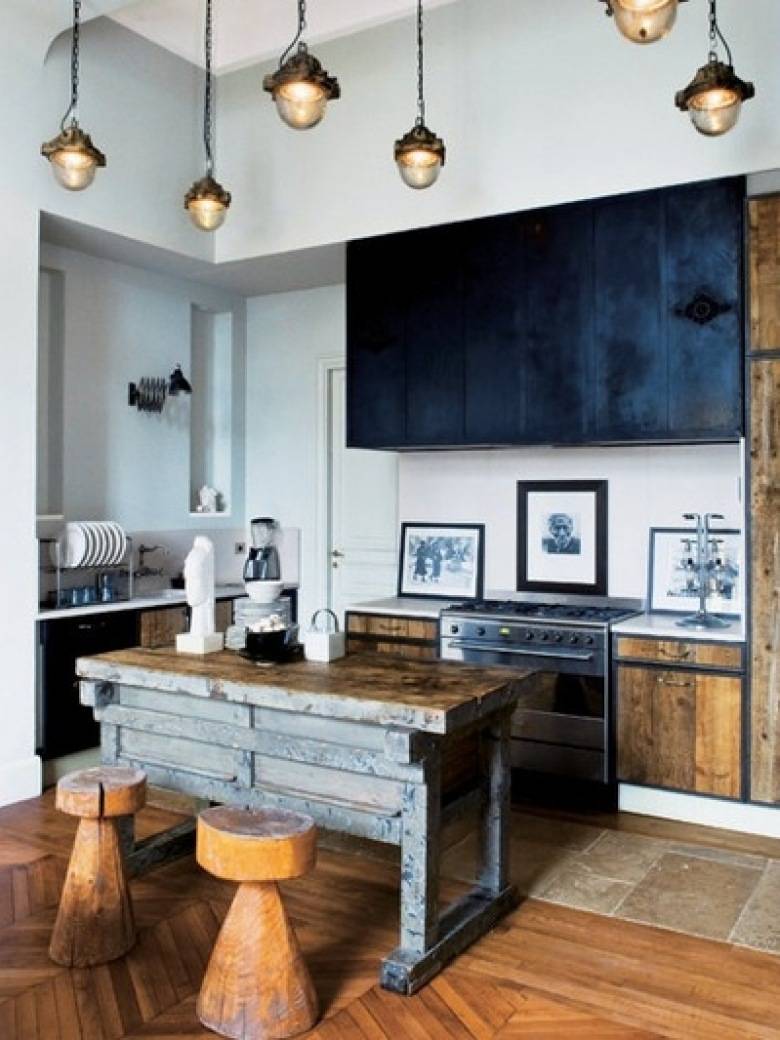 Realization of small industrial kitchen ideas with rustic elements