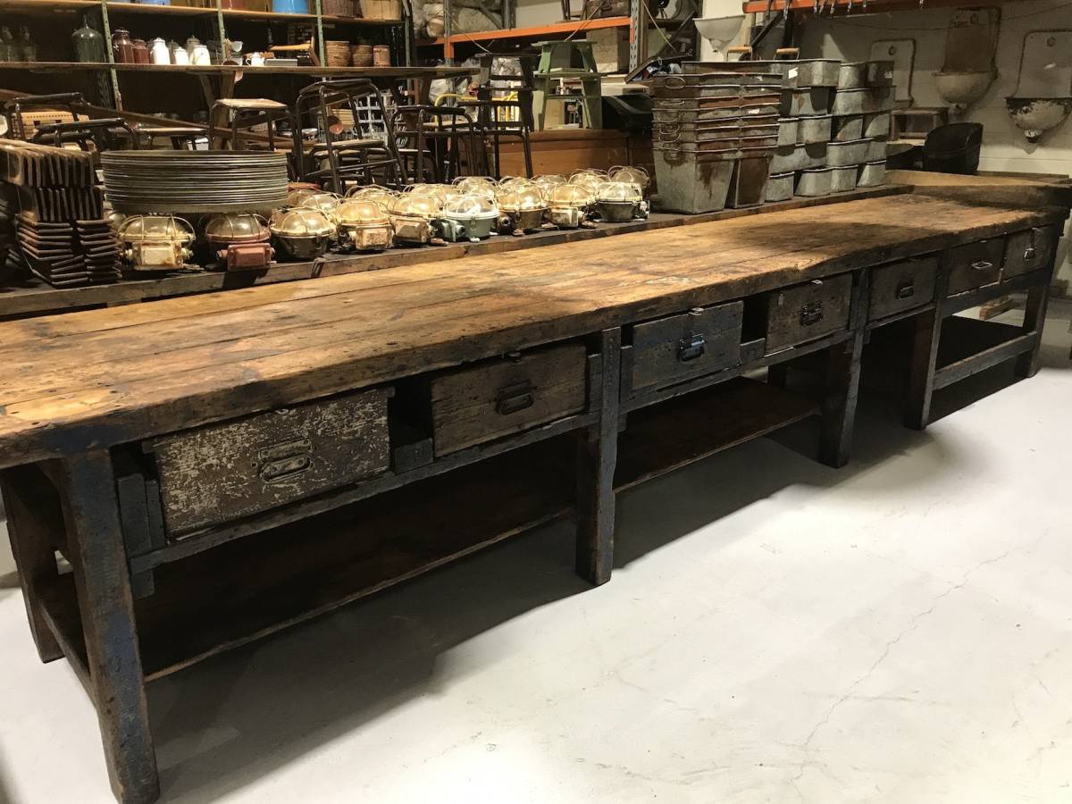 Cool vintage industrial kitchen island idea